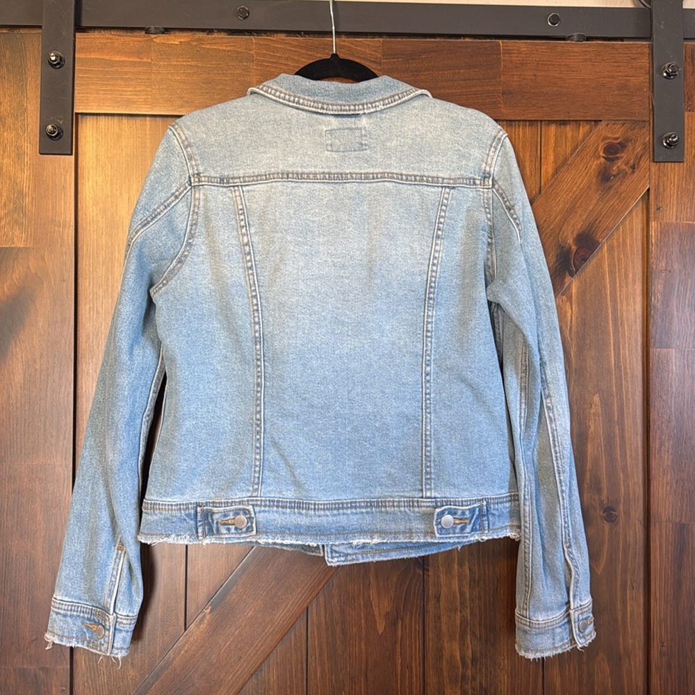 Universal Thread Jean Jacket - Picture 4 of 4